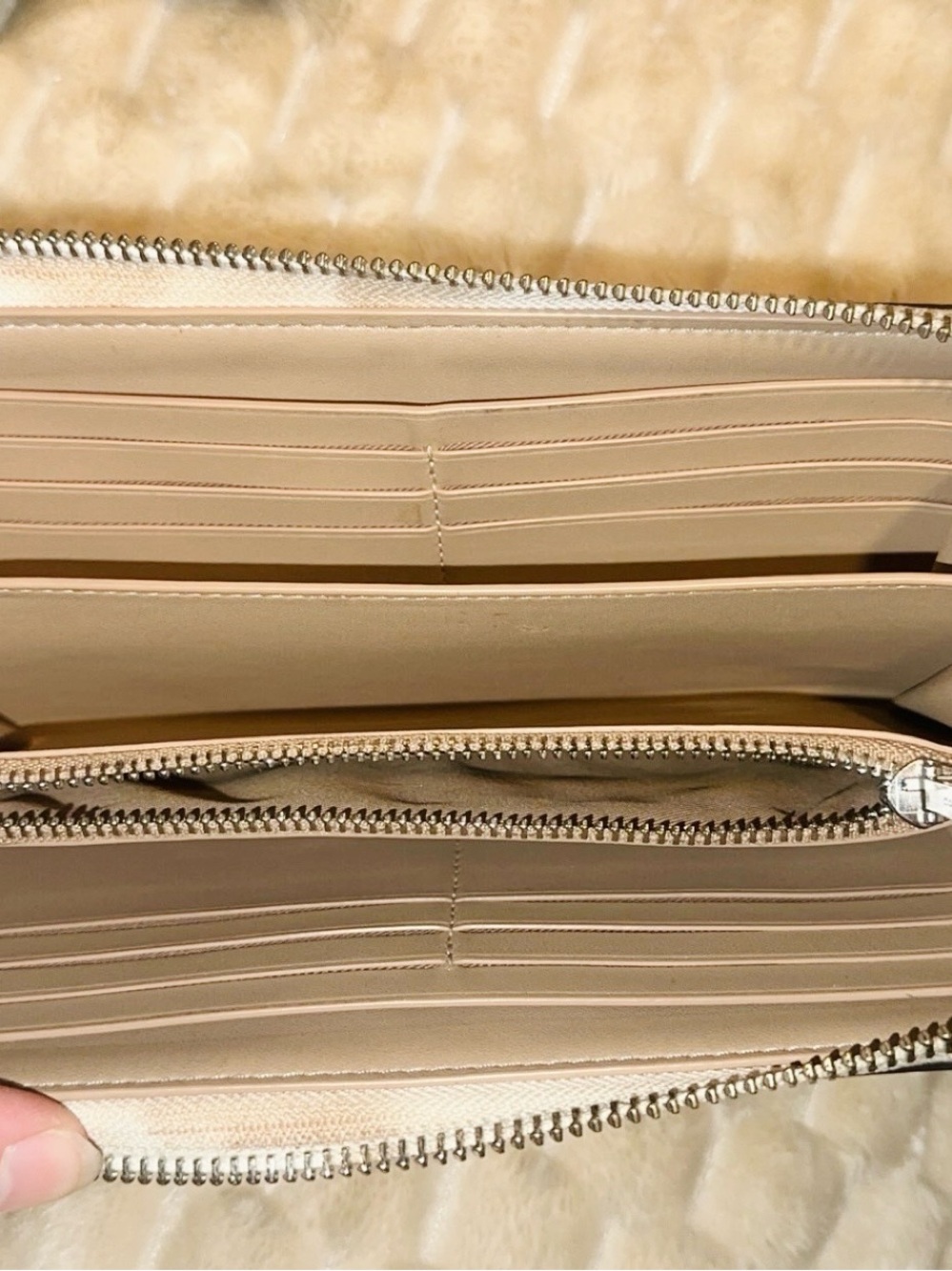 Coach White Signature Zip Wristlet with Silver Hardware - Picture 3 of 4
